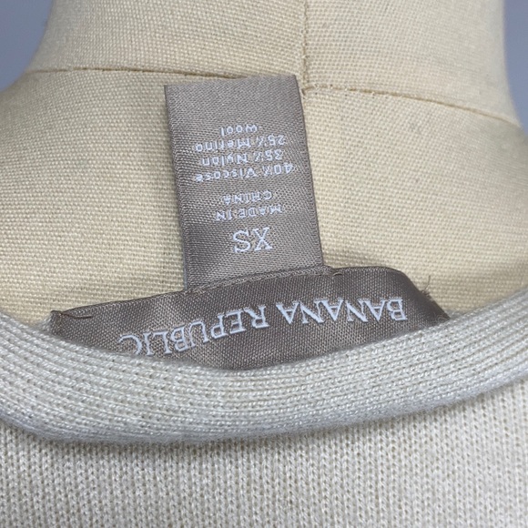 Banana Republic Color block Lightweight Sweater - Picture 5 of 5